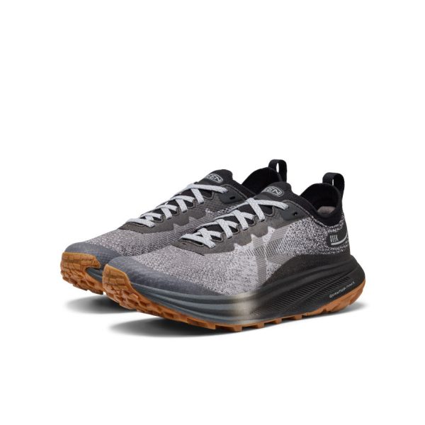 Women's Seek Trail Running Shoe | Black/Magnet